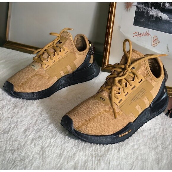 ADIDAS NMD R1 V2 Royal Gold Size 6.5 Womans/5 Youth - Picture 4 of 10